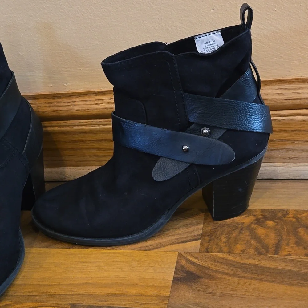 Cross strap ankle boots